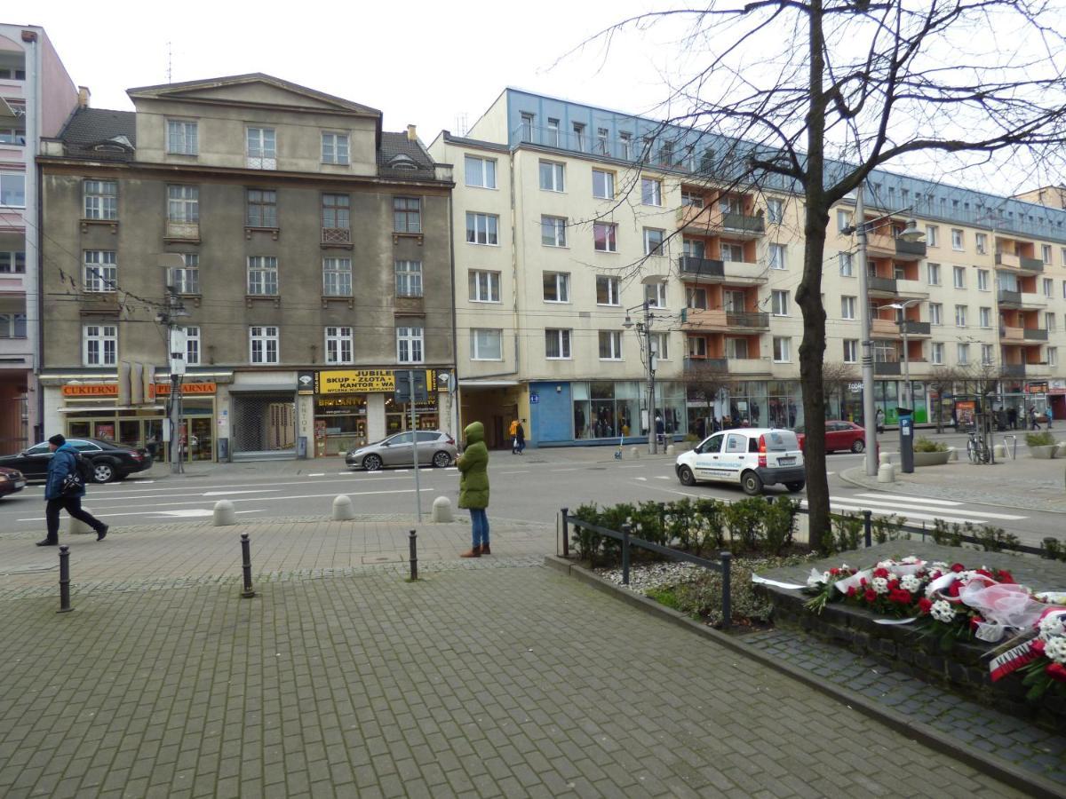 Apartament Swietojanska グディニャ エクステリア 写真