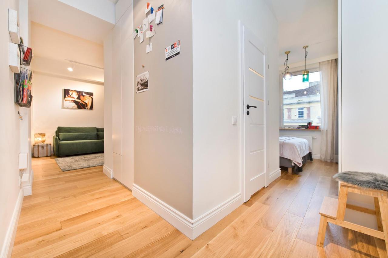 Apartament Swietojanska グディニャ エクステリア 写真